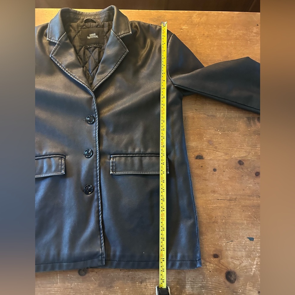 Urban Outfitters vegan leather overcoat w quilted lining. Excellent condition. - Picture 13 of 14
